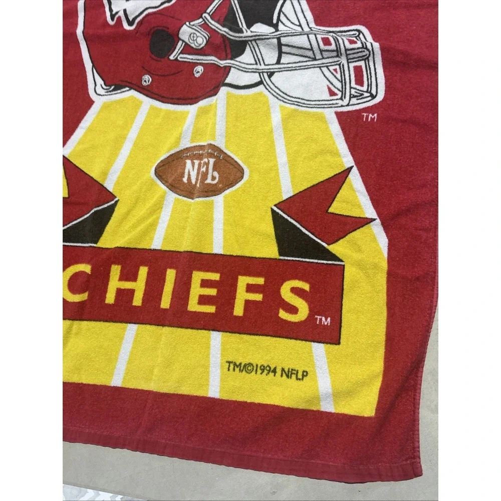 Vintage 1994 Northwest NFL Kansas City Chiefs Football Beach Towel 90s Retro